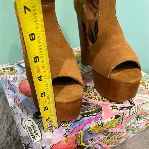 Jeffrey Campbell Foxy Tan Suede platform wood heel - Picture 10 of 16